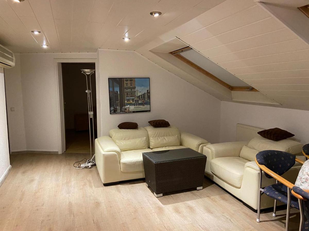 Ferienwohnung Heidelberg Ze-2020-7-Wz Bagian luar foto